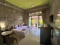 Sea Stone Hotel Sichon - Uima-altaat