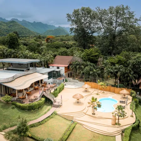 Binlha Raft Resort