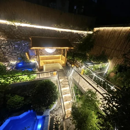 Piedmont Hot Spring Villa