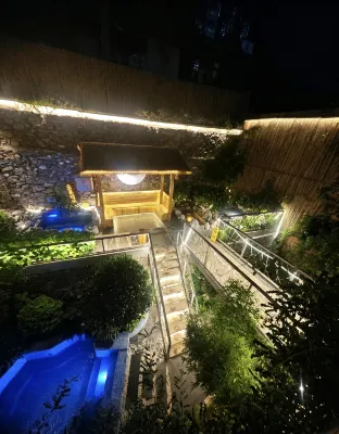Piedmont Hot Spring Villa - Romantisk