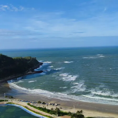 Feiqing Seaview Holiday Apartment (Hailing Island Minjie Happy Golden Coast Branch)