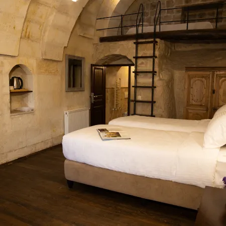 Melekler Evi Cave Hotel