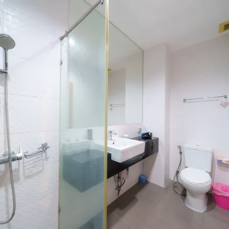 Chic Condominium Juristic Person