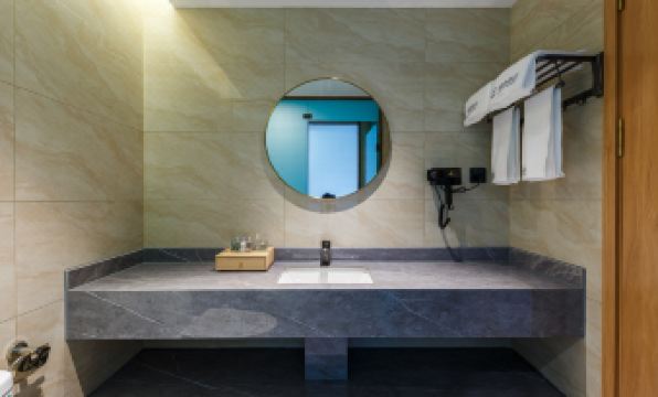 Jintai Hotel (Guangzhou Beijing Road Pedestrian Street Yide Road Metro Station Branch)