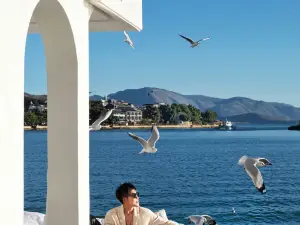 ARCADIA  SEAVIEW DESIGN HOTEL