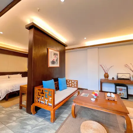 Lotus Yard Zen Hotel