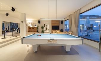 Date One Hot Spring Resort Hotel