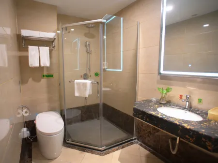 Vienna International Hotel (Jieyang Chaoshan Airport)