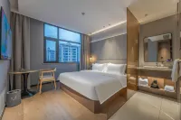 Yiju Life Hotel (Yuyao Station Wucaicheng)