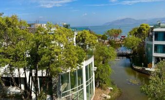 Dali Luming Lake Seaview Holiday Villa