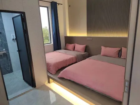 Beiwei 20.5° Vacation Apartment Отели рядом с достопримечательностью «Naozhou Lighthouse»