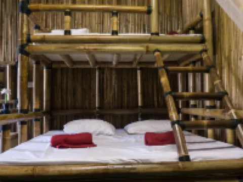 Tadom Hill Resorts Hotel di Tanjung Dua Belas