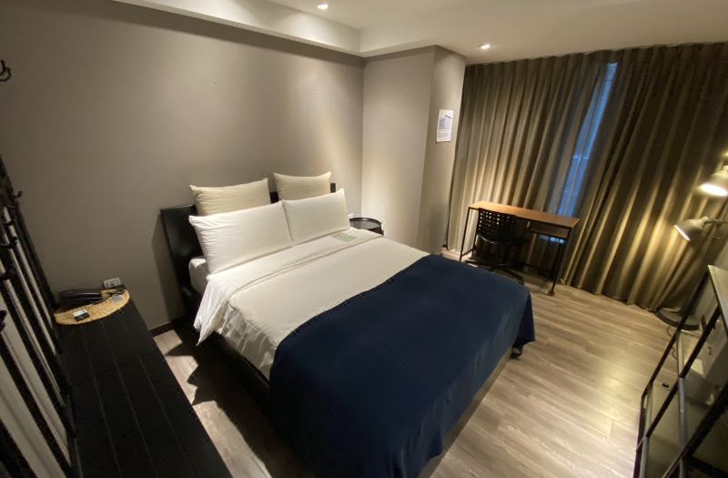 Yomi Hotel