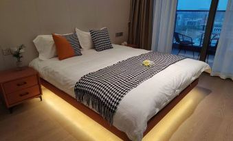 Eco·Yike exquisite design Apartment (Donghu Digital Town)