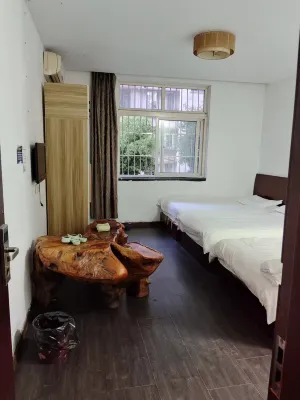 Ningbo Aming Hotel