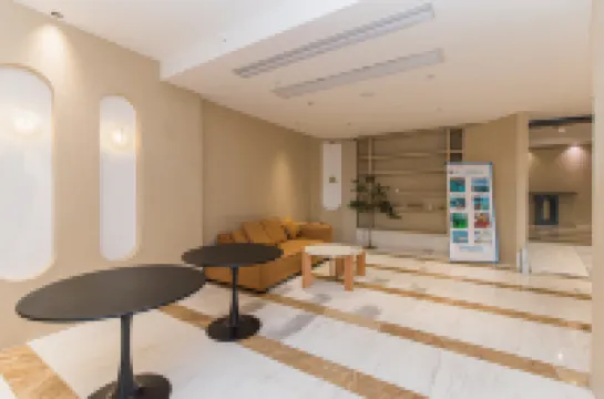 โรงแรมแฟชั่นจินเจียง (สาขาหาดหลงหวางโถว ผิงถัน)