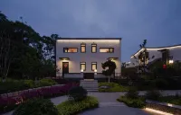 The Pinellow Dreams Hotel