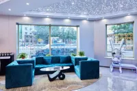 Wuchang Grey Whale E-sports Hotel