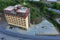 Yajiang Jiarong Hotel Hotels in Yajiang