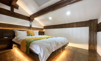 Shaxi Ancient Town Lanyue Homestay