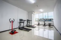 Yishang Hotel (Yangjiang Baili Plaza Donghuicheng) - نادي رياضي