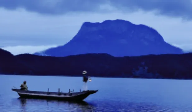 Lugu Lake Zaichuan Chief Quanhu Shengjing Designer Resort Hotel (Mosuo Goddess Panorama)