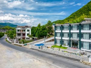 Naxiang No.1 Family Holiday Homestay (Anji Yunshang Grassland Branch)