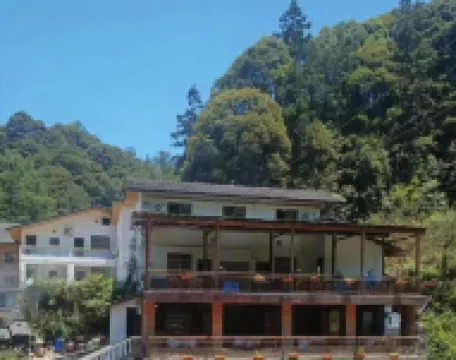 Baicaoyuan Farm Stay