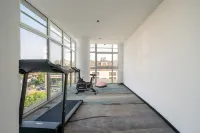 Rezen Dong Hotel (Haining Hi-tech Industrial Park)