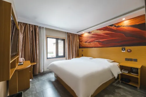 Pod Inn Hotel (Architecture and Technology University Lijia Village Subway Station)