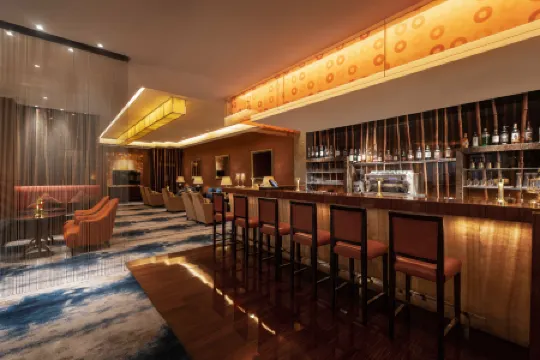 Park Plaza Beijing Wangfujing Отели рядом с достопримечательностью «Nine Dragon Screen»