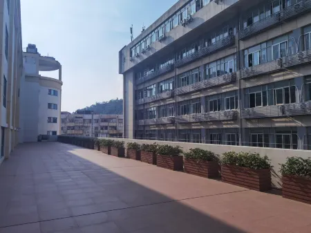 Chenggong Hotel (Xiamen Gaoqi Airport SM Plaza)
