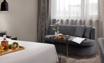 Suzhou City Holiday Hotel (Shiquan Street Wangshi Garden)