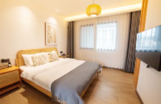Shouxian Longxiang Hotel