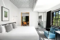 Peppers Gallery Hotel Canberra Hotels near Department of Foreign Affairs and Trade