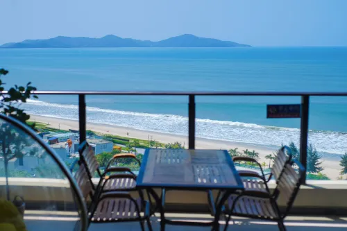 Lingtinghai Vacation Homestay (Shanwei Poly Jinding Bay)