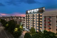 Yiqun Hotel (Xishan Scenic Area Datengxia Scenic Area) Hotels in Guiping