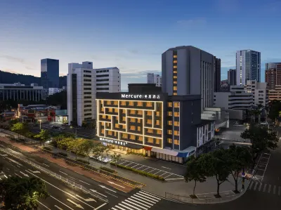 Mercure Zhuhai Lovers Road Beach Swimming Pool Các khách sạn gần Zhuhai Technician College
