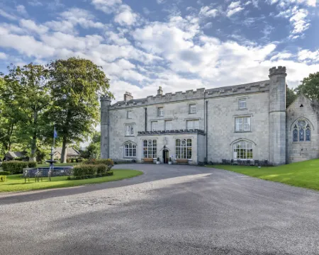 ทร์นแฮม ฮอลล์ รีสอร์ท โรงแรมในแลนคาสเตอร์