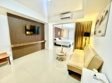 Nemuru Hotel Ciputat Отели в г. Cипутат