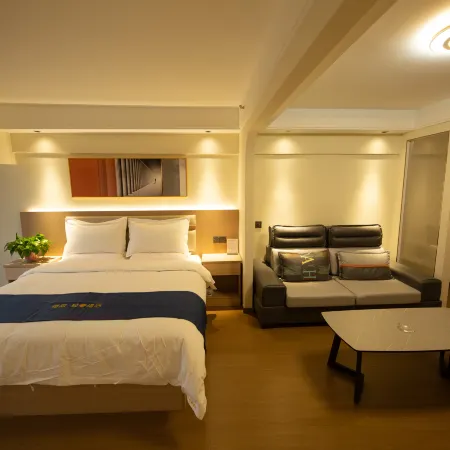 Zhongwei Qigua Light Luxury Hotel