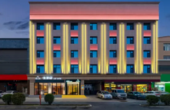 Zhu hotel (Yuncheng Salt Lake Nanfeng Plaza Branch)