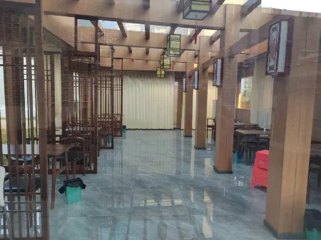 Zhenfeng Ancient City Time Memory Inn