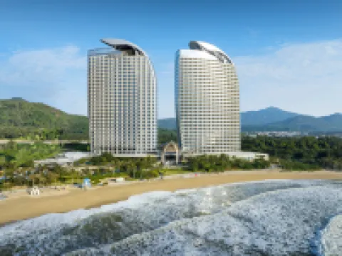 โรงแรมซอลท์คริสตัล บาย ริชู โรงแรมในหุยตง