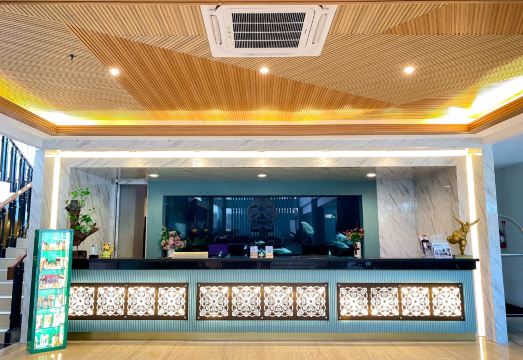Luxury Malioboro Yogyakarta Hotel
