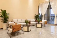 jingling West Bank Hotel