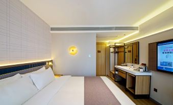 Home Inn Select (Chengdu Shuangliu Airport Airport Shunfeng Subway Station)