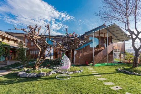 The Waking Stars Homestay (Lijiang Sanyi International Airport) Отели рядом с Аэропорт Лицзян