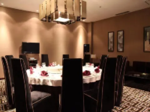 富平王國豪門ホテル 富平のホテル