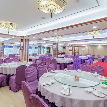 Jinshawan River View Hotel (Heyuan Dinosaur Museum)